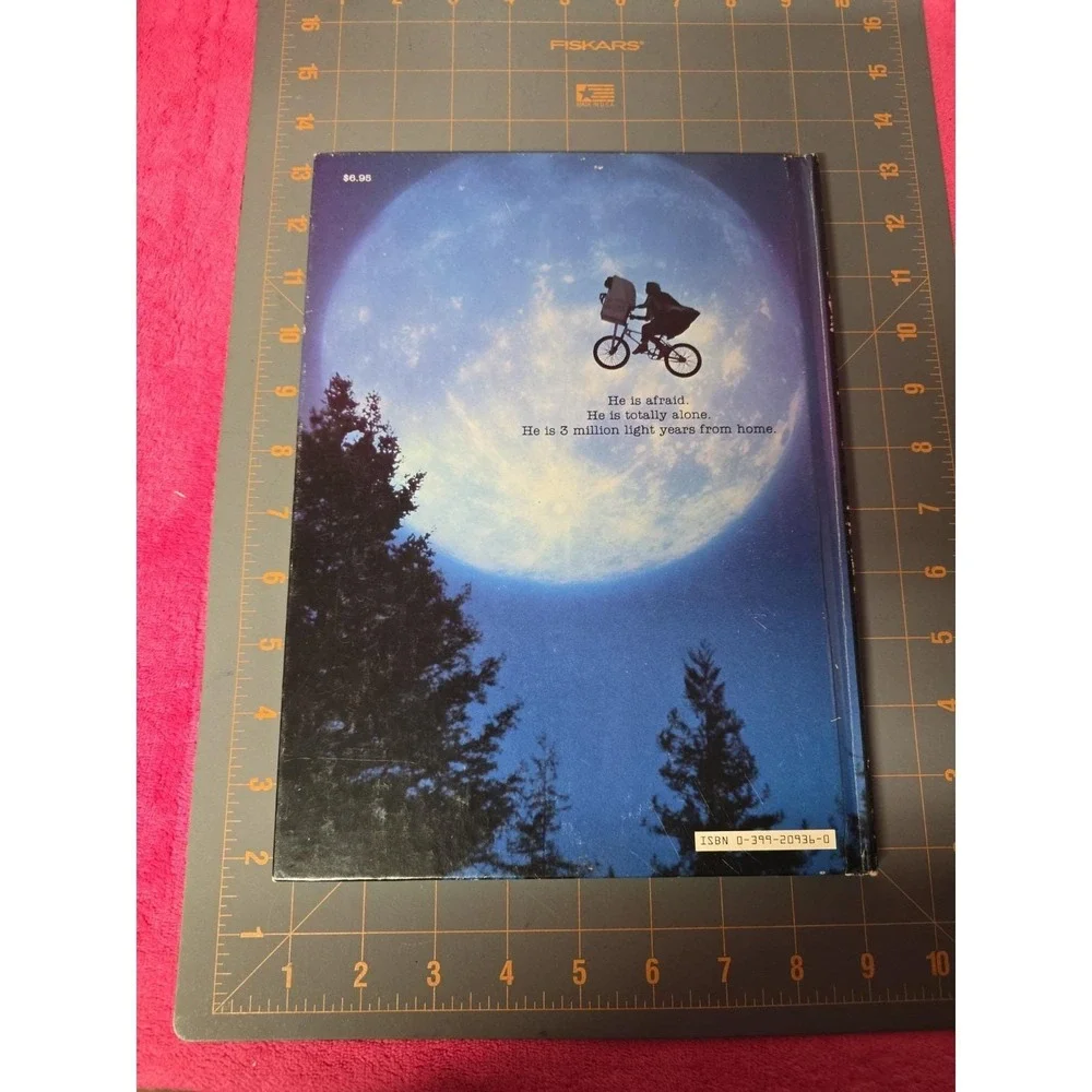 E.T The Extra-Terrestrial Storybook Used Hardcover 1982 William Kotzwinkle
